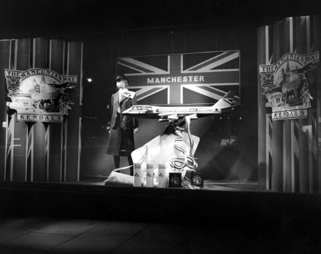 kendalswindow Window display at Kendal’s, Manchester Local Image Collection, Manchester Archives