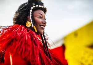 Fatoumata Diawara by Alun Be.